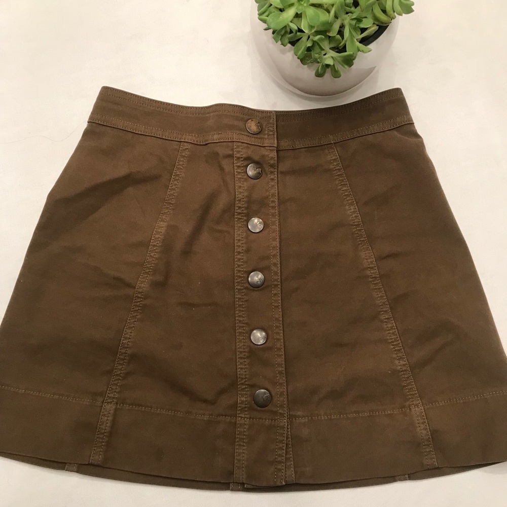Madewell ~ Olive Mini Skirt